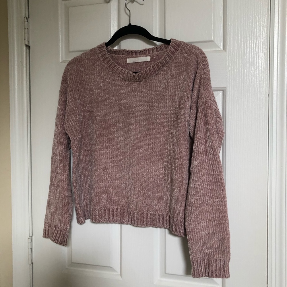 Women’s sweater